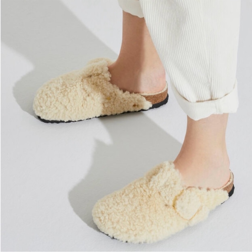 Birkenstock Boston Teddy Clogs Big Buckle Gold Cream Shearling Woman’s Size 5 - Picture 5 of 15